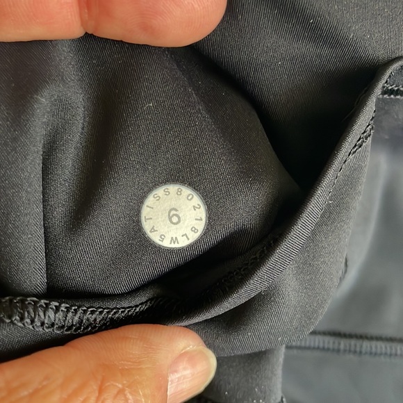 Lululemon leggings - Picture 4 of 5